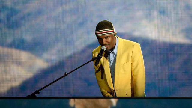 AI-Generated Frank Ocean Songs Sold for Thousands of Dollars