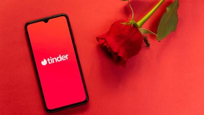 Tinder Says Stop Hyping Your TikTok and Insta Handles