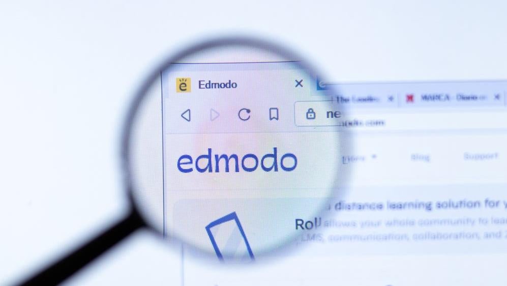 We swear Edmodo is not Gizmodo in disguise. (Photo: Postmodern Studio / Shutterstock.com, Shutterstock)
