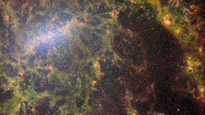 Webb Space Telescope Takes Portrait of Star-Studded Barred Galaxy