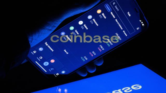 U.S. Feds Sue Coinbase One Day After Filing Suit Against Binance
