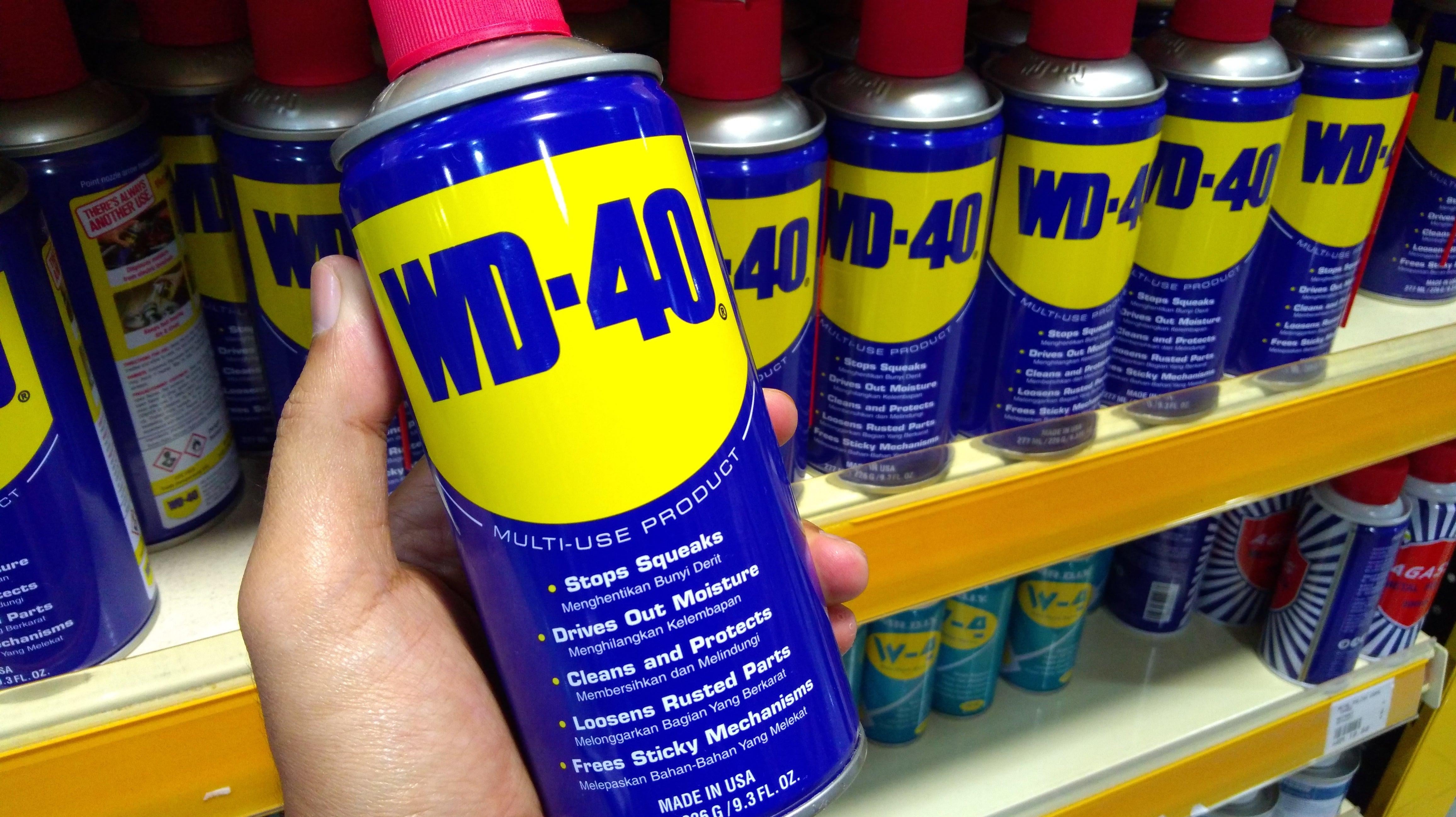 Your Guide to Cleaning Electronic Equipment - WD-40 Australia