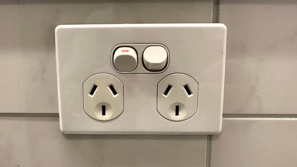 Power point with one switch on
