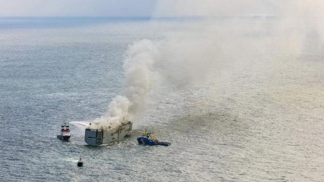EV Suspected As Cause of Cargo Ship Fire That Burned 3,000 Cars