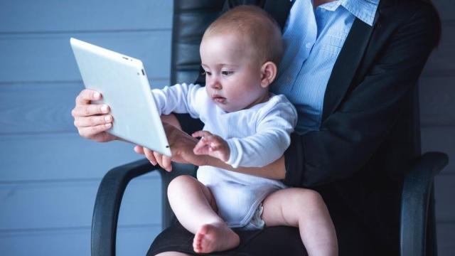 Development Delays Linked to Babies With Excessive Screen Time, U.S. Study Finds