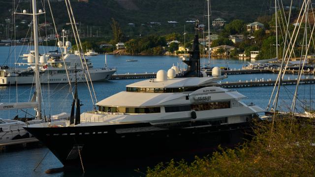 Supposed Owners of Abandoned Superyacht Want Their Big Boat Back