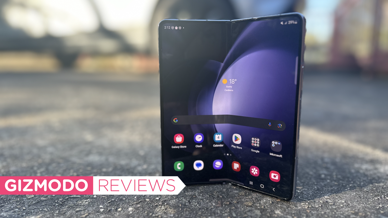 The Samsung Galaxy Z Fold 5 is Like Having a PC in Your Pocket, and That’s the Problem