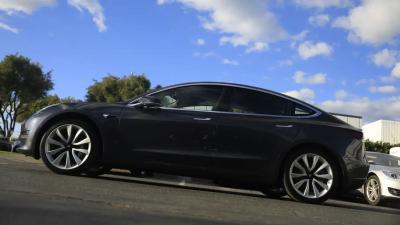 280,000 Teslas Under Investigation in the U.S. for Losing Steering Control and Power Steering