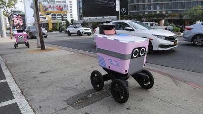 People Need to Stop Stealing From Those Cute Little Delivery Robots