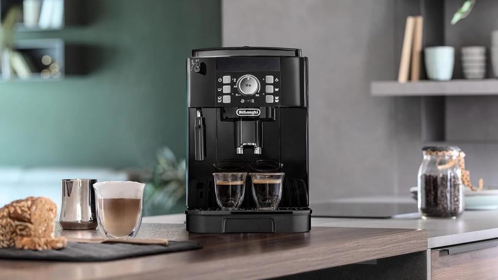 DeLonghi Magnifica coffee machine