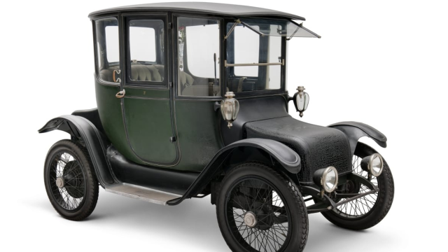 This Is the Detroit Electric Model 47, the EV Henry Ford’s Wife Drove