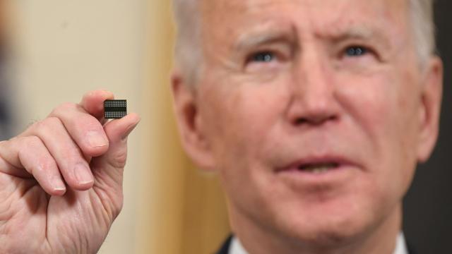Biden Looks to Close China’s Underground Loophole for Receiving American Chips