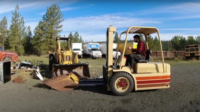 This YouTuber’s 1956 Hyster Forklift Is a Restomod Dream