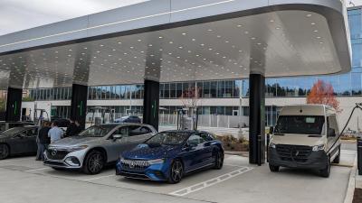 Mercedes-Benz’s First Charging Hub Is Officially Open With 400kW Chargers