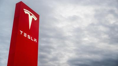 Tesla Has Reportedly Been Blaming Drivers for Faults With Defective Parts