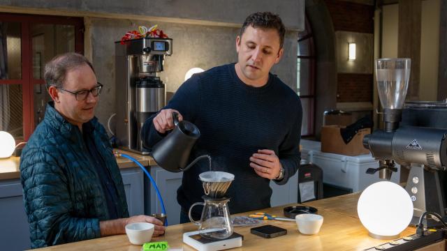 How to Easily Improve Your Espresso With a Spritz of Water and Volcanic Physics