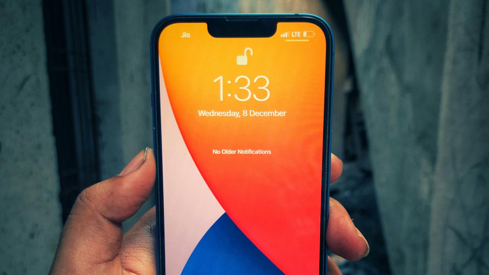 How To Lock Any iPhone App Behind Face ID, Touch ID, or a Passcode