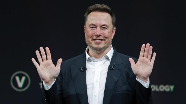 Elon Musk’s Charitable Foundation Is the 28th Richest in the World, Is ‘Haphazard and Largely Self-Serving’