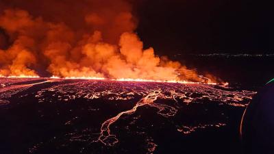 Photos Show Wall of Fire and Smoke in Iceland’s Latest Eruption