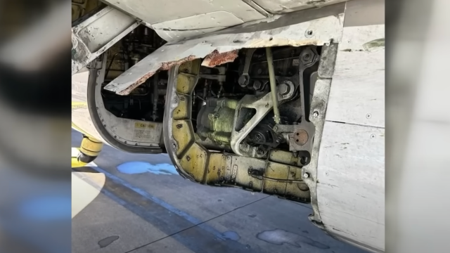 Boeing 737 Loses Body Panel Mid-Flight, Lands Safely