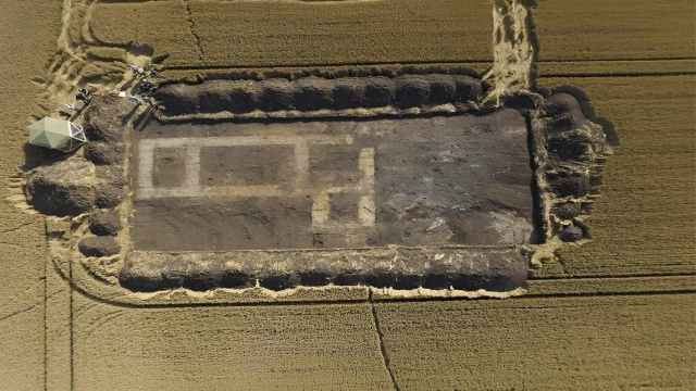 Archaeologists Discover a Hidden Ancient Henge in England