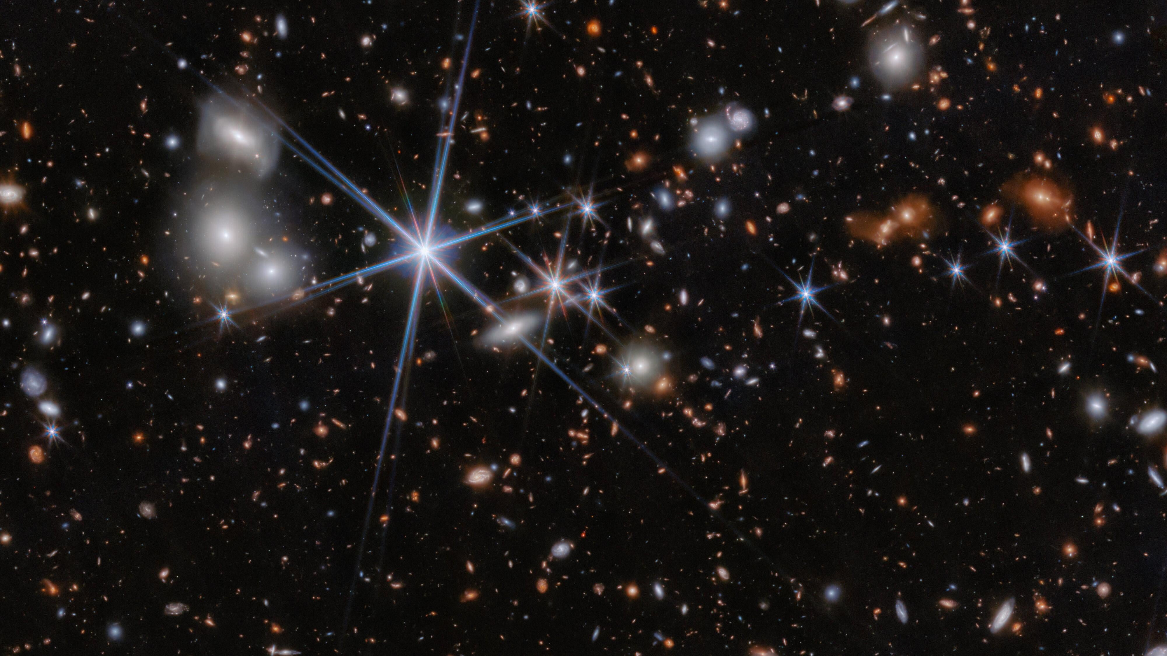 Webb odkrywa rekordowe połączenie czarnych dziur w starożytnym wszechświecie