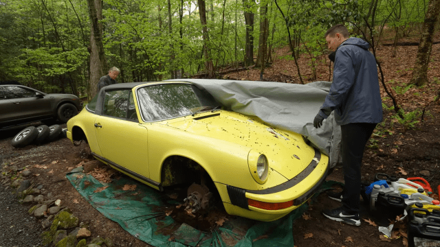Watch This Incredibly Satisfying Video of Cleaning of a Porsche That Was Left in the Woods for 20 Years