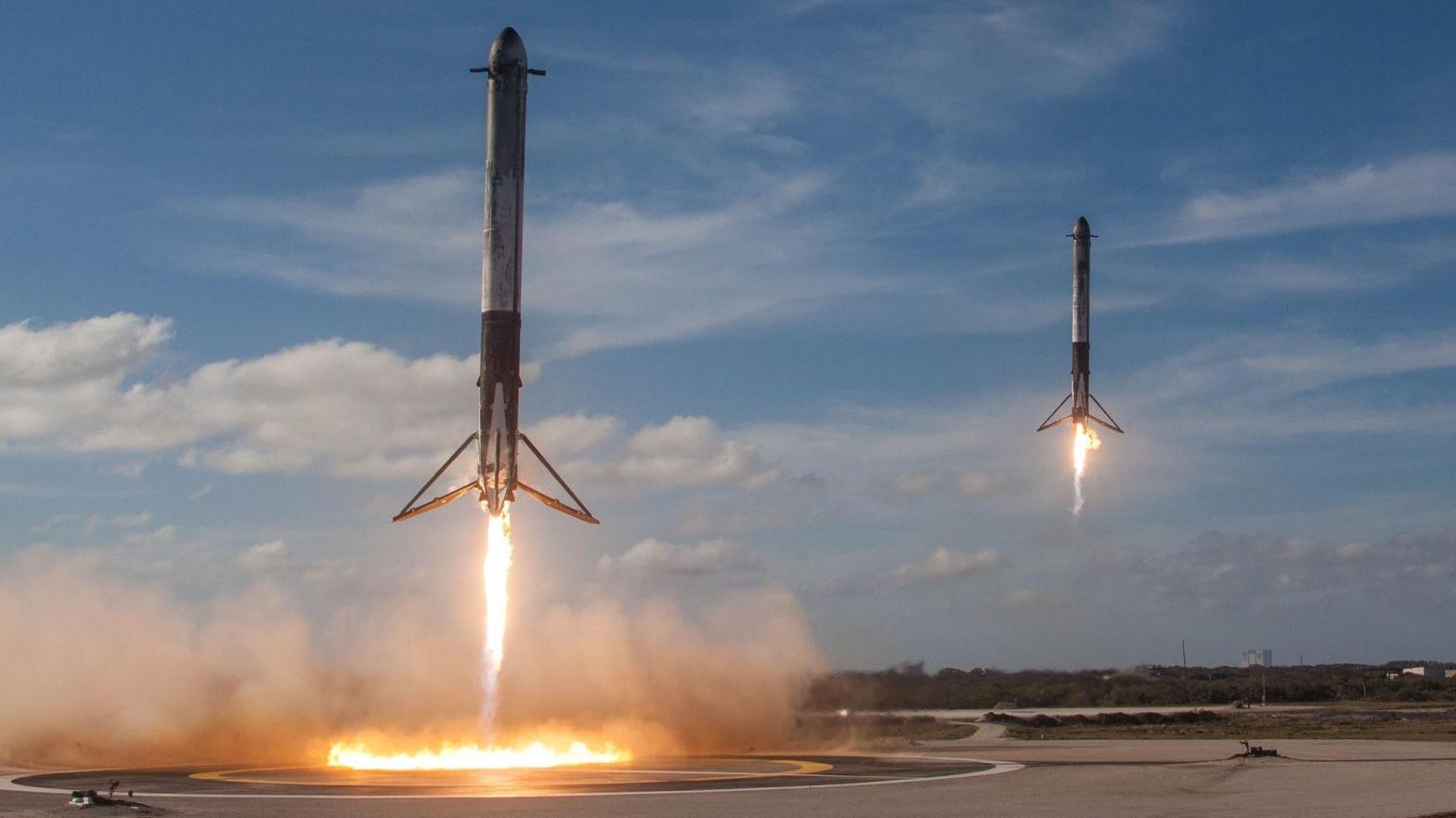 Watch SpaceX’s Triple Booster Rocket Launches Critical Weather Satellite